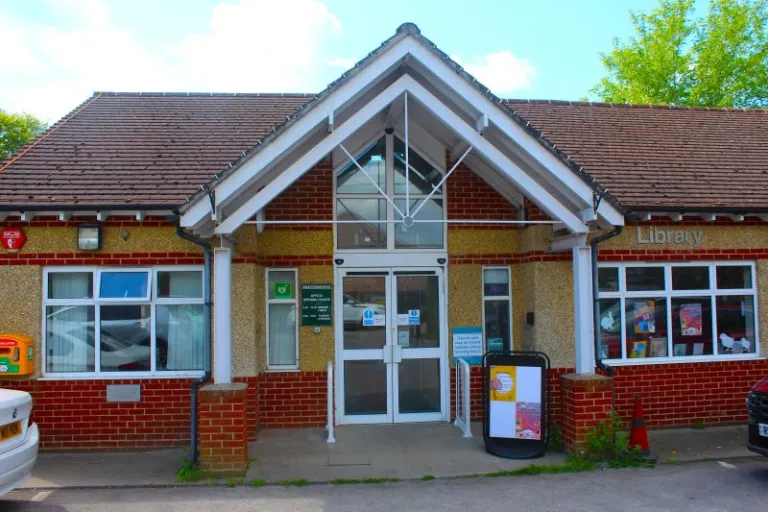 Entrance to Cookham library