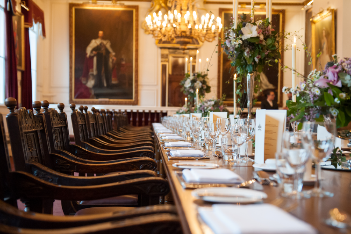 Windsor Guildhall: Close up banquet table and chairs (Gill Aspel)