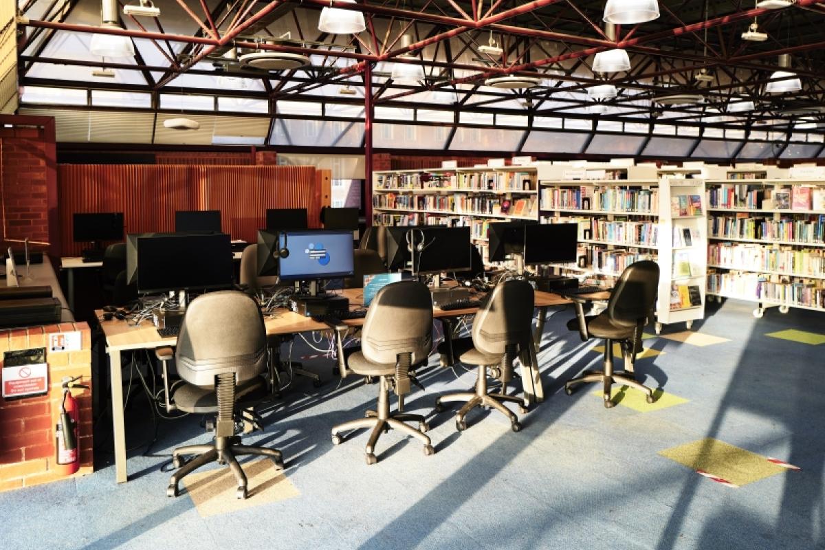 Maidenhead Library: Computer area
