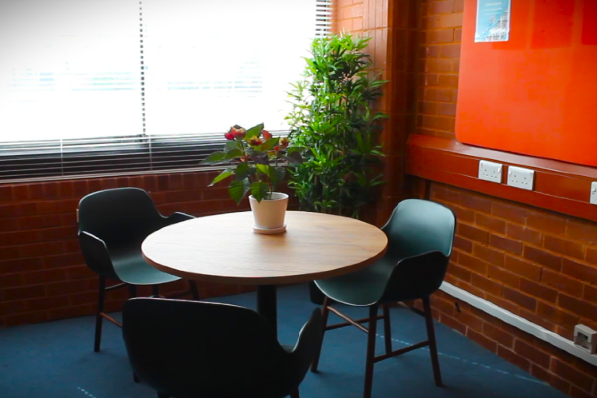 Libs: Maidenhead Library: Focus meeting room